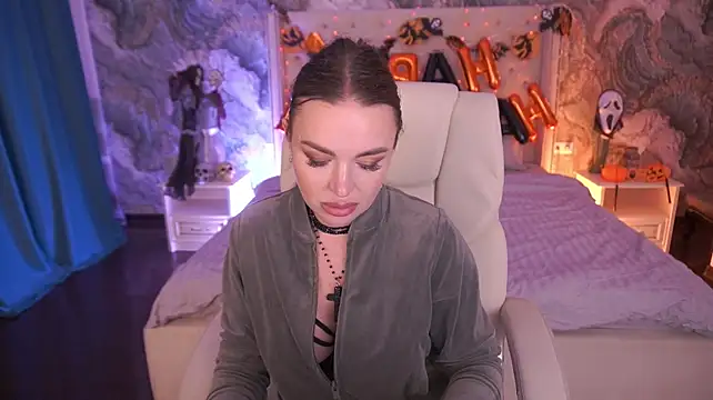 EmilyySecret Webcam Show