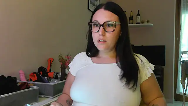 luanaxx99 Webcam-Show