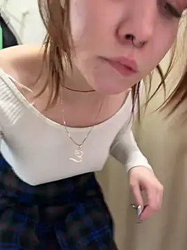 SlavicCandy's Live XXX Chat