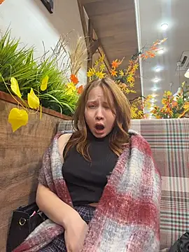 SlavicCandy Live XXX-Chat