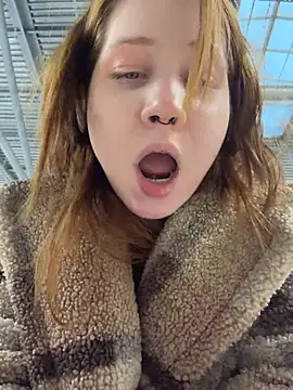 SlavicCandy's Live XXX Chat