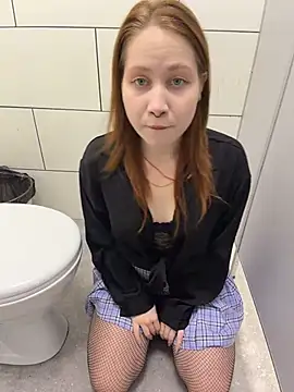 SlavicCandy Live XXX-Chat