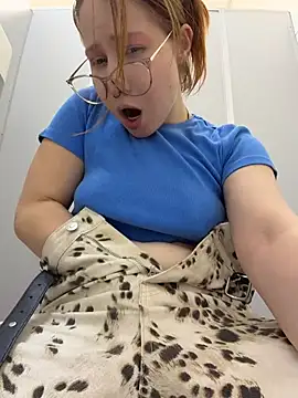 SlavicCandyのライブXXXチャット