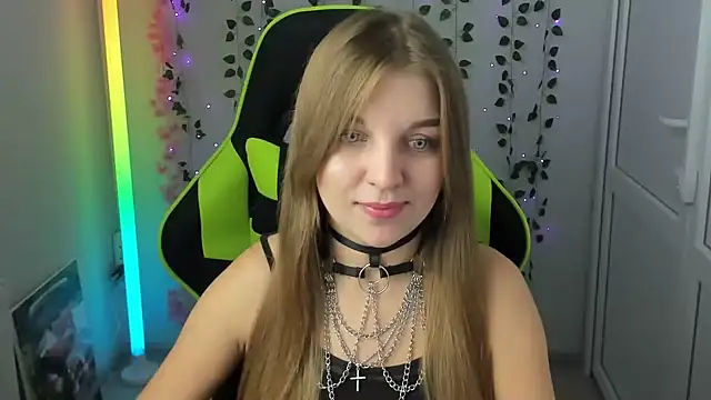 LuckyKinsley Adlı Modelin Web Kamerası Şovu