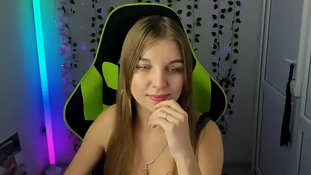 LuckyKinsleyn Webbikameraesitys
