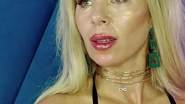 Czat XXX na żywo – Emma_Vesper