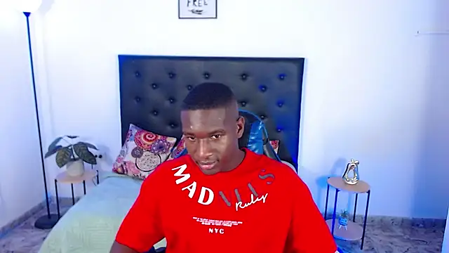 Webkamerová show yousimon18
