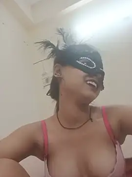 Show modela Isha_Amreen na web-kameri