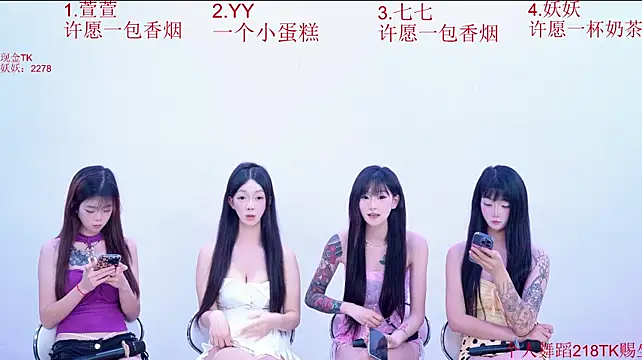 Show modela Moon-girls-001 na web-kameri