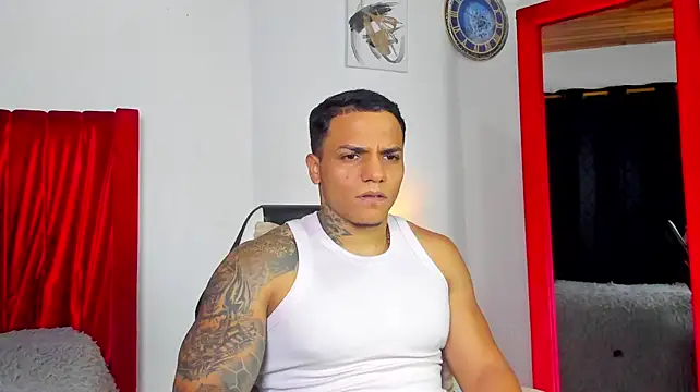Lord__herakles Show in webcam