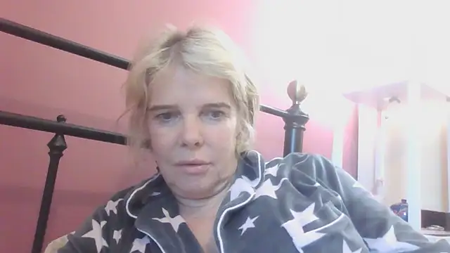 Huskie_Mia_UK's Webcam Show