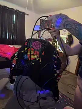 Royal9123 Show in webcam