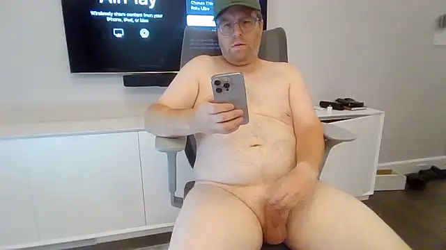 Pokazy przed kamerką – DadBody_NYC