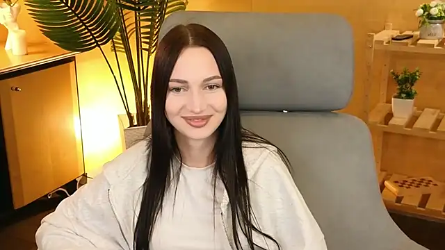 EmikoMenasco Webcamshow