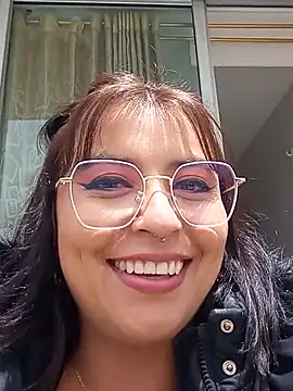 Chat +18 de Amylaaa_ ao vivo