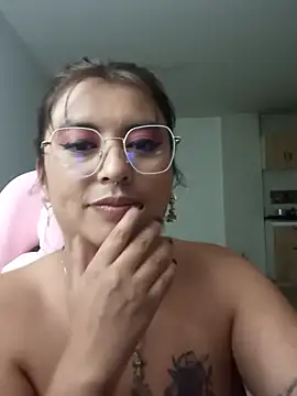 Amylaaa_ Live XXX-chat