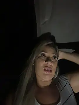 Show de lindinha-sexy na webcam