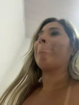 عرض كام lindinha-sexy