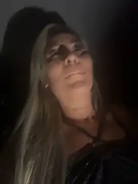Show de lindinha-sexy na webcam