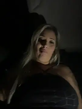 Show de lindinha-sexy na webcam