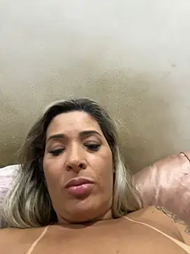 lindinha-sexy Show in webcam