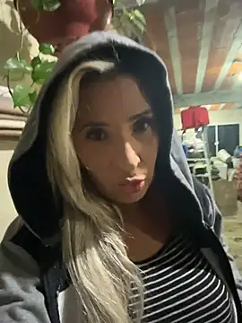 Show de lindinha-sexy na webcam