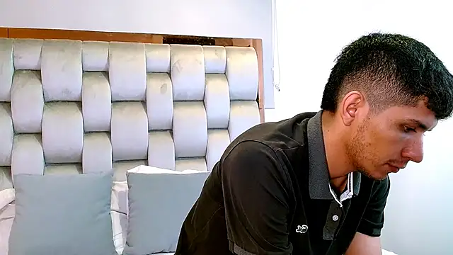 Show modela Lukas_harper na web-kameri
