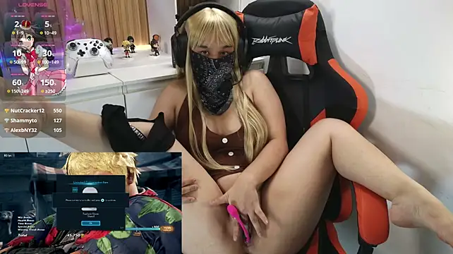 Ur_Lily Pertunjukan Webcam