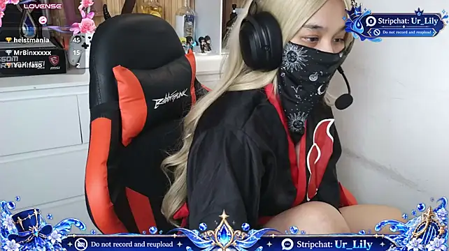 Ur_Lily Live XXX-Chat