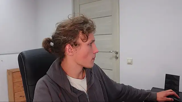 Mike_Reesee Adlı Modelin Web Kamerası Şovu