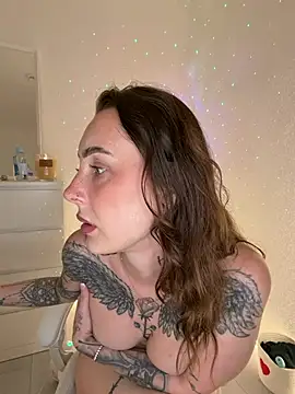 Meltattt 网 络视讯表演