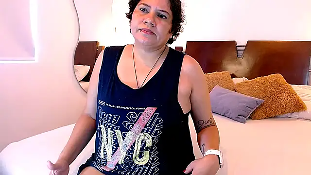 Lilith_myerss' Live XXX Chat