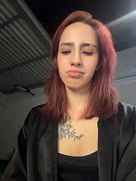 Czat XXX na żywo – Elodiee_Roussee