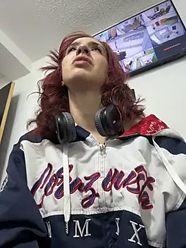 Czat XXX na żywo – Elodiee_Roussee