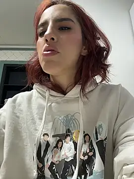 Онлайн чат XXX Elodiee_Roussee