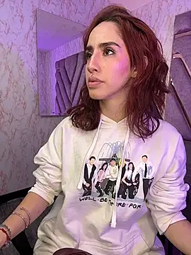 Elodiee_Roussee Chat XXX in diretta