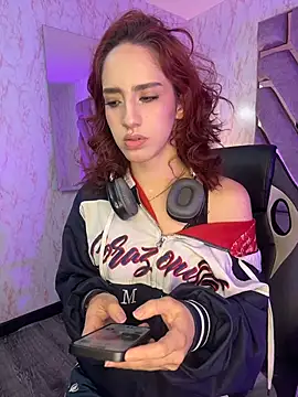 Elodiee_Roussee Chat XXX in diretta