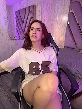 دردشة Elodiee_Roussee الجنسية المباشرة