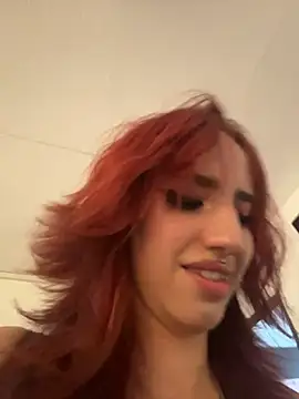 Elodiee_Roussee Pertunjukan Webcam