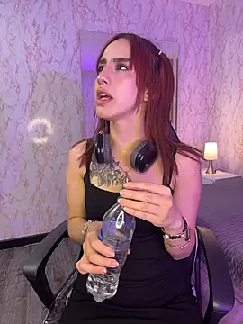 Elodiee_Roussee Webcam-Show
