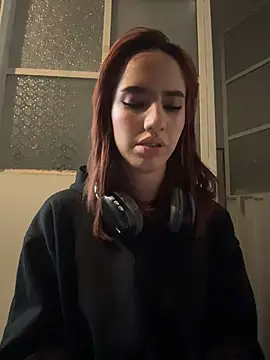 Elodiee_Rousseeのウェブカメラショー