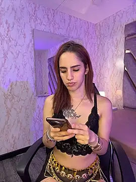 Pertunjukan Kamera Web Elodiee_Roussee