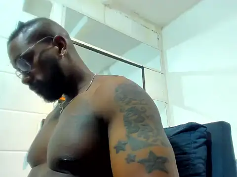 Show modela Tafari_Zulu1 na web-kameri