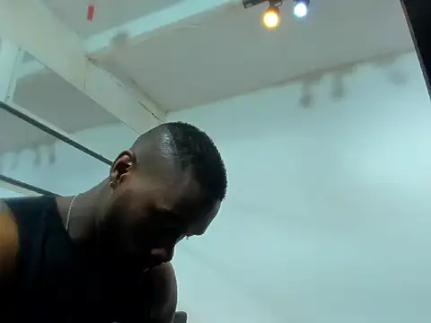 הופעת וובקאם של Tafari_Zulu1