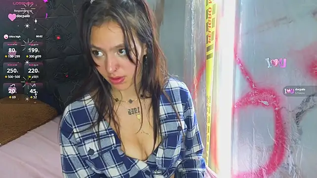 Chloe_bratzz live XXX chat