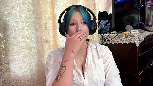Missmeew Adlı Modelin Web Kamerası Şovu