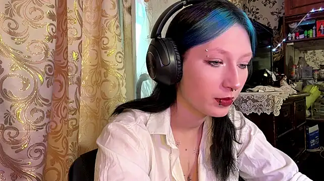 Show modela Missmeew na web-kameri