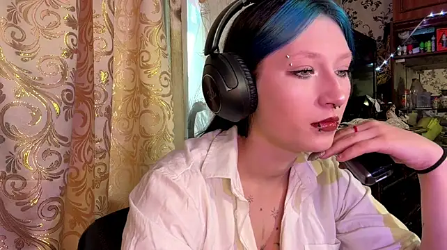 Show modela Missmeew na web-kameri