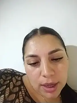 BlueeDiamond's Live XXX Chat