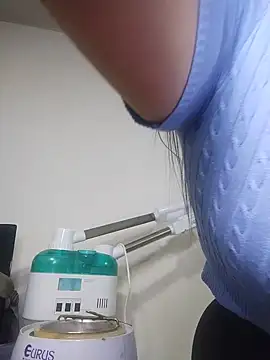 BlueeDiamond 网络视讯表演